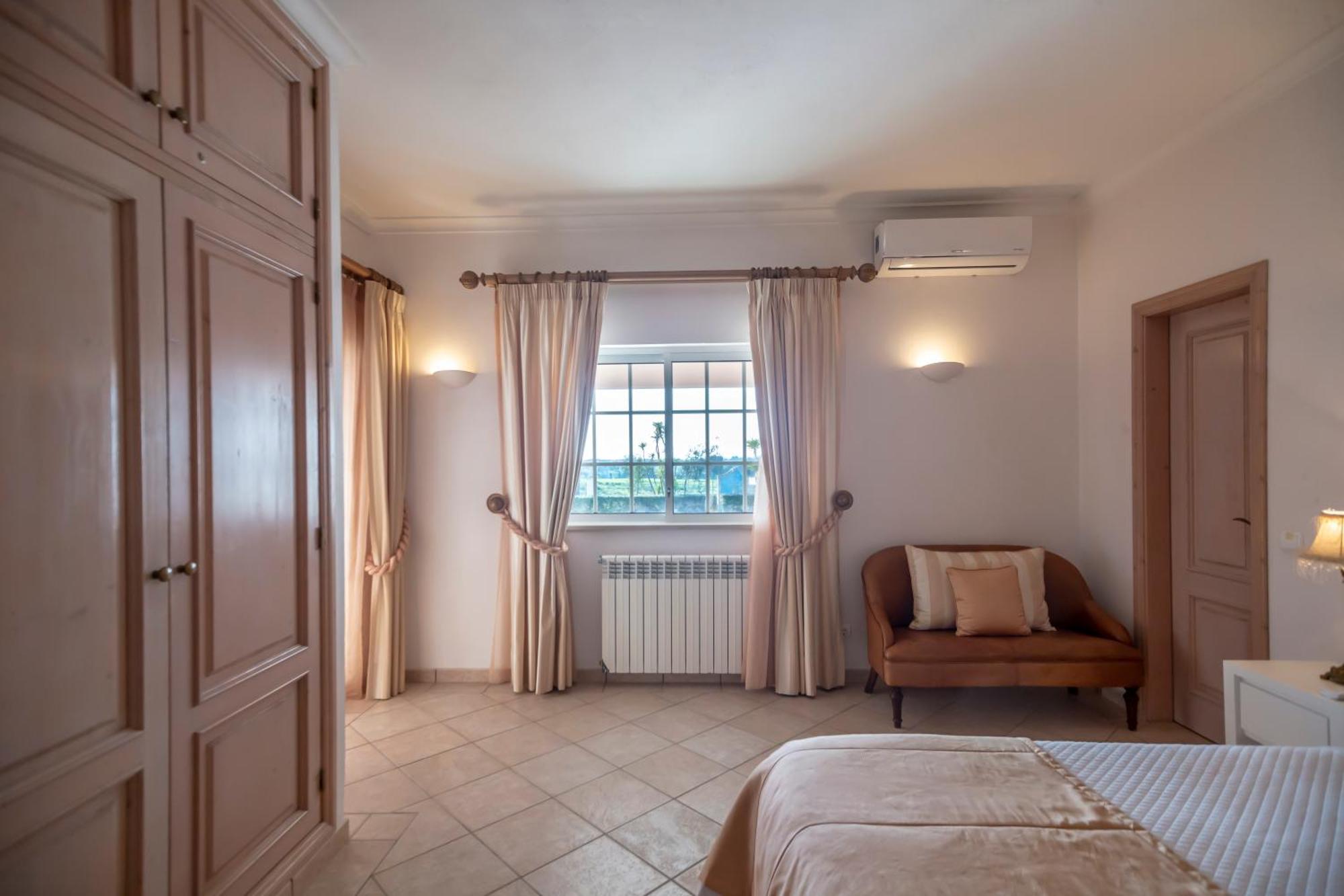 Al Meida Guesthouse Albufeira Exteriér fotografie