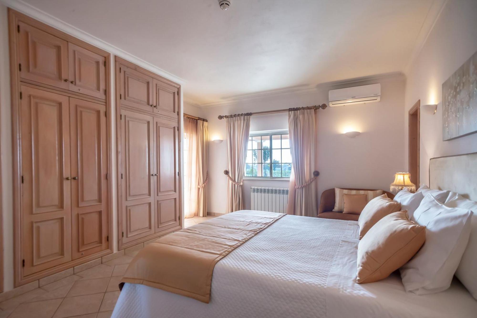 Al Meida Guesthouse Albufeira Exteriér fotografie